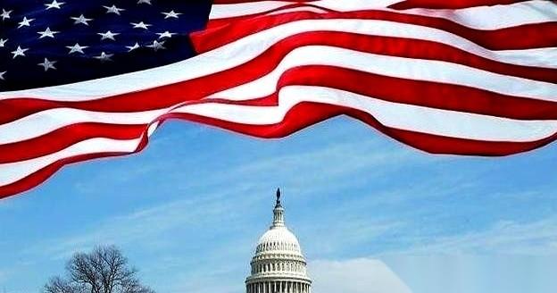 美国在中东的沙漠里砸下几百亿美金，本想靠一场雷霆空袭把对手按在地上摩擦，结果五个