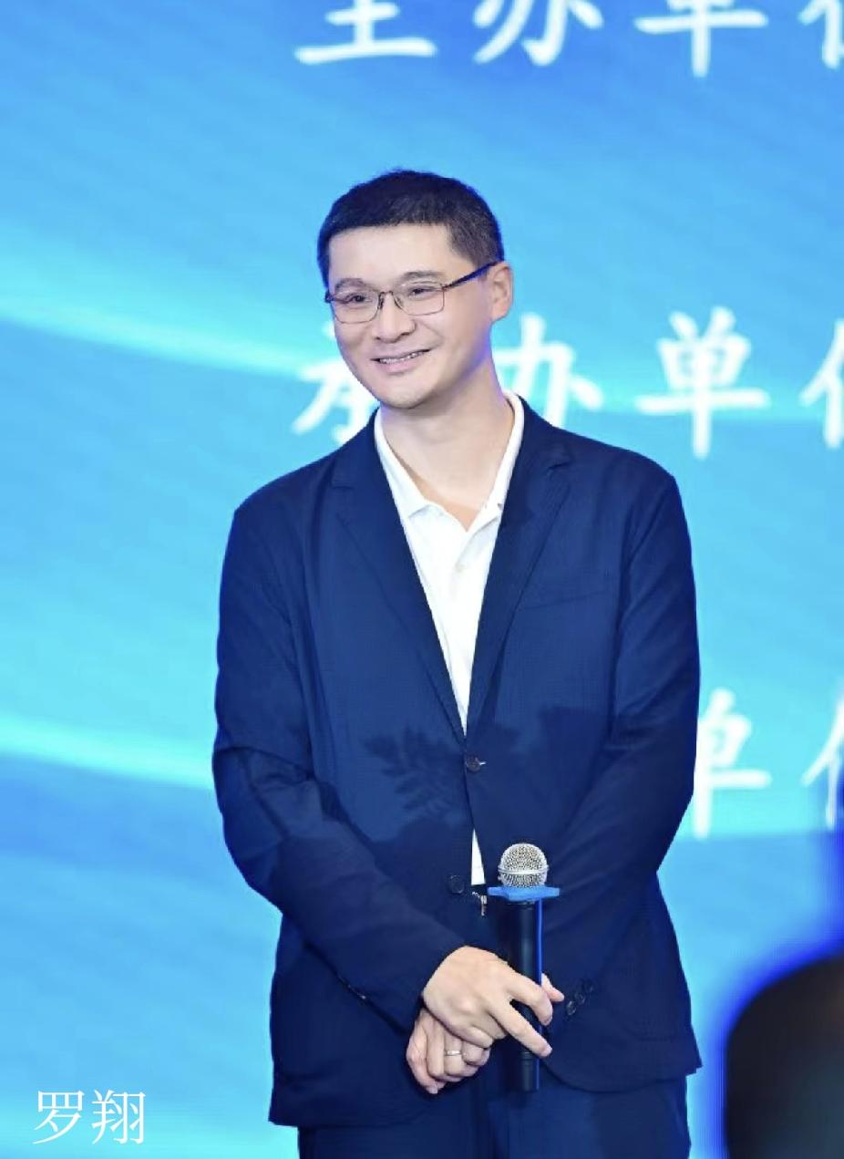 罗翔这回是真的让人失望了，说到底还是太崇洋媚外，总爱拿西方法治那一套来评判咱们国