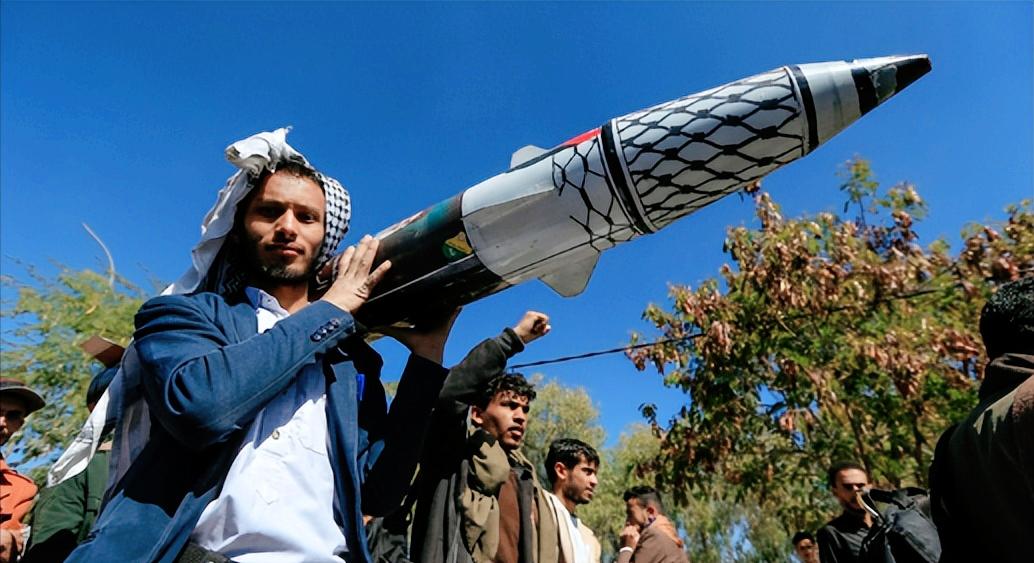 胡塞这次是来真的，3月28日也门胡塞武装直接对以色列发动袭击，首次动用威力十足的