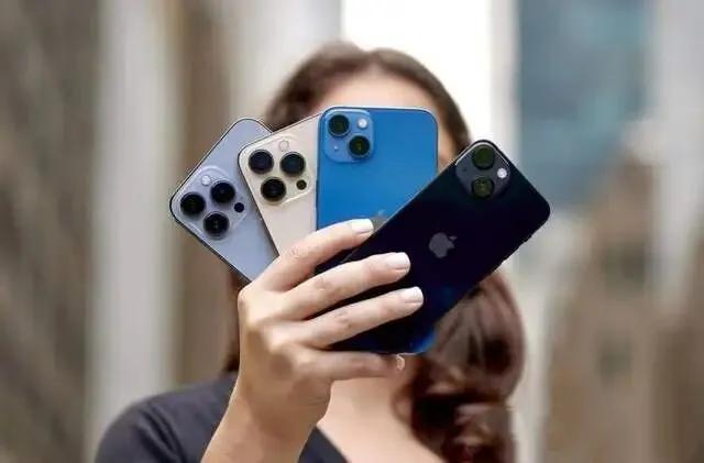 苹果换购计划,一场有蓄谋的“零元购”抢劫?为了赶在一年一度的剁手节能多卖点手机,