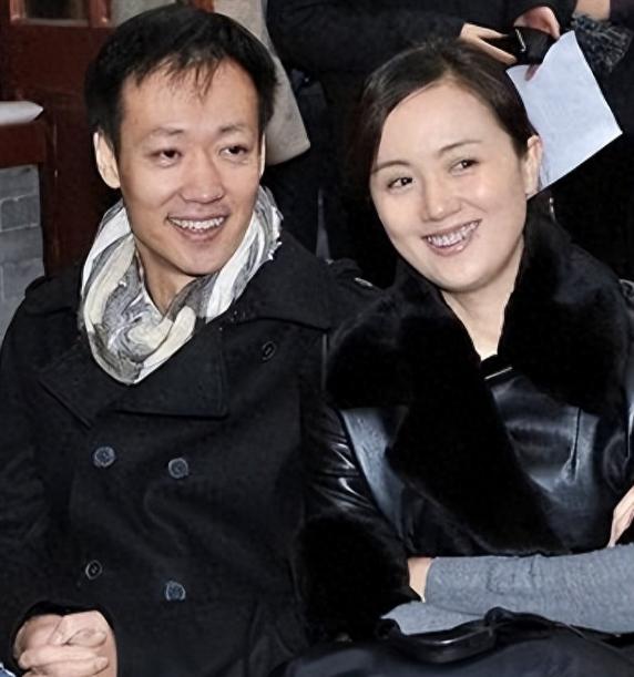 与吴越再婚真相大白后，辛柏青首次谈及朱媛媛，他的回答字字催泪。一遍遍对词，一次次