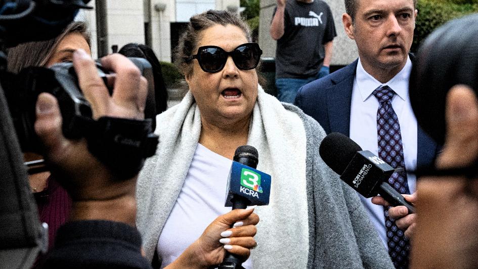 😱特大劲爆新闻：纽森总统梦正浓忽然间后院“起火”。加州州长加文·纽森的前幕