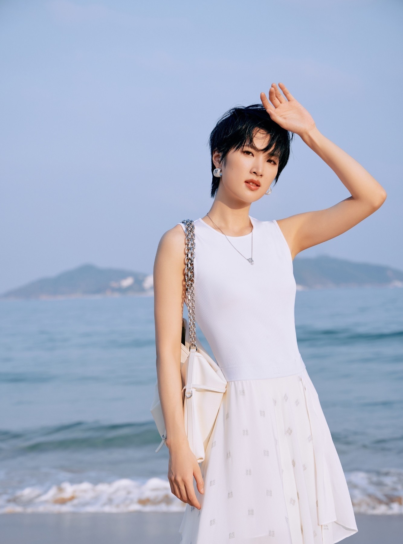 亲眼见过姚安娜本人是什么体验？闺蜜说了个大实话，她说线下看本人太不一样了