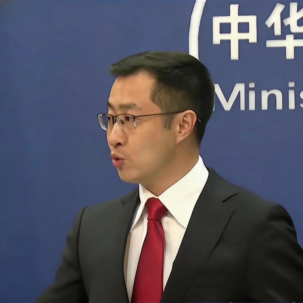 就在刚刚中国外交部正式发声2月13日，记者提问称：日本方面表示扣押了一艘中国