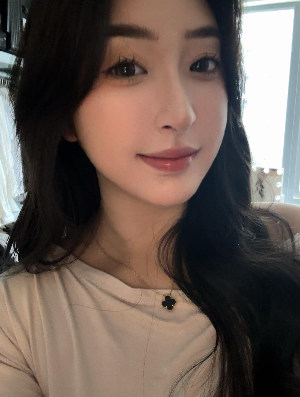 不会骂人 一张嘴就是宝宝亲亲。
