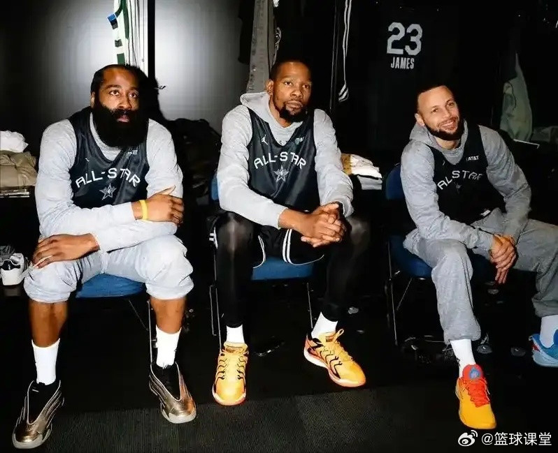 NBA谁最难防？香波特：“哈登难防，因为哨子。”“库里也难防，因为人们给他太多的