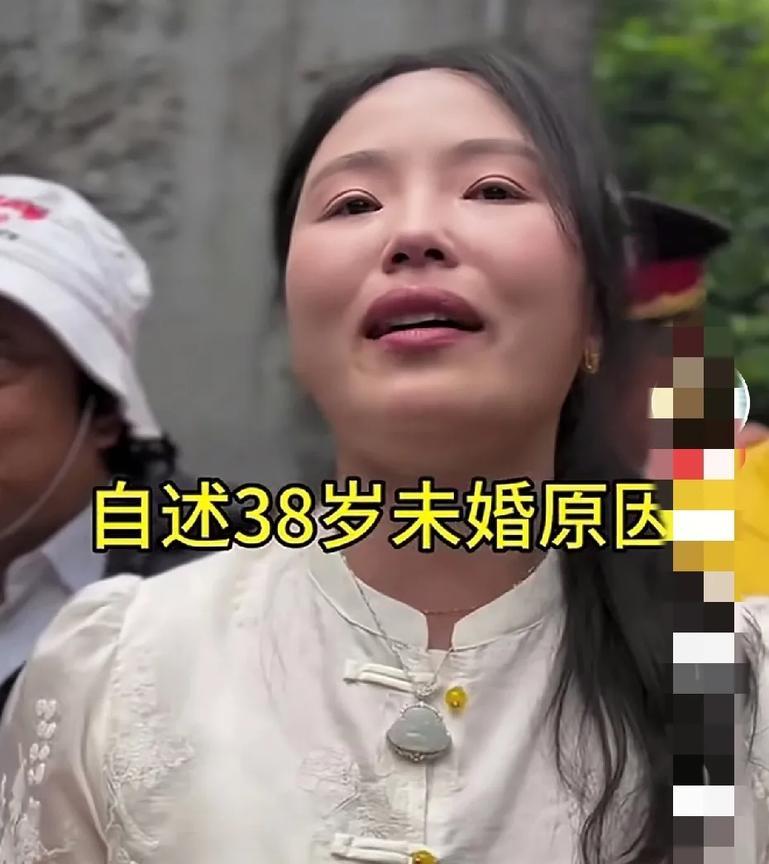 “我曾经被渣男伤害过，那个渣男是个富二代，和我谈恋爱的时候也在和其他人谈恋爱，就
