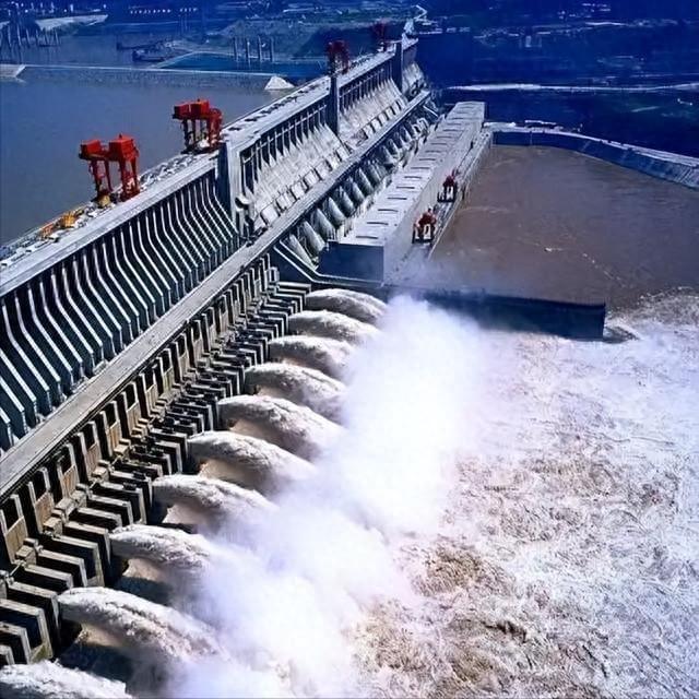 三峡大坝“账单”曝光！运行20多年，投入上千亿，如今回本了吗？ 很多人盯着当