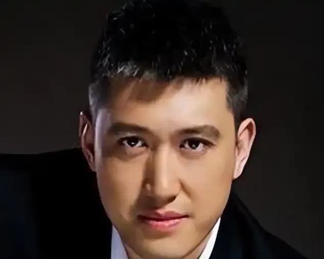 他怎么也没想到，演了96部剧却无人知晓的他，这次在《蛮好的人生》中和孙俪