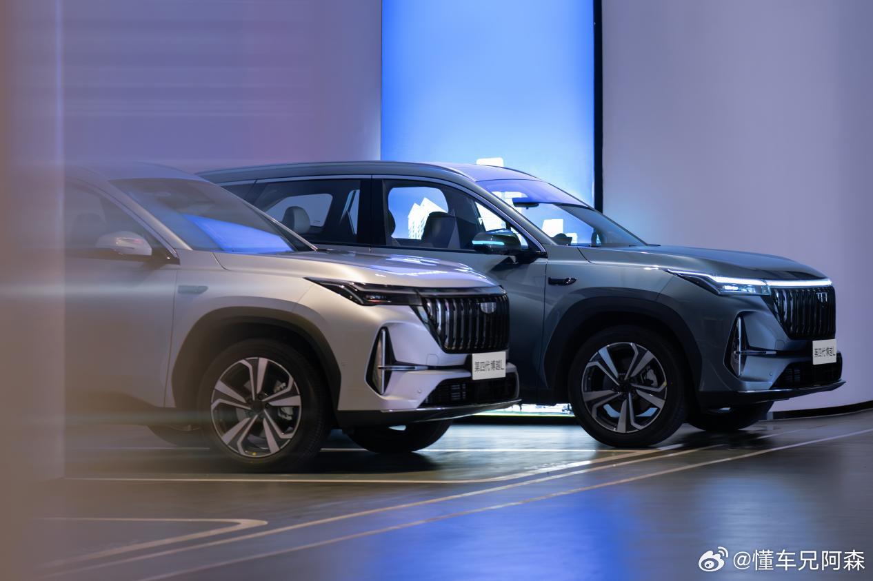 引领中国燃油SUV智能新突破，上市限时价11.99万元！第四代博越L小蓝灯版上市