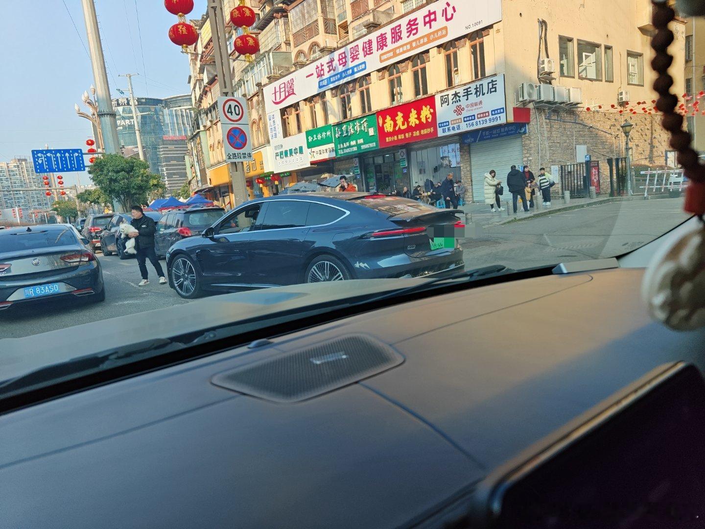 川东18线小县城看到了蔚来ET9蔚来汽车