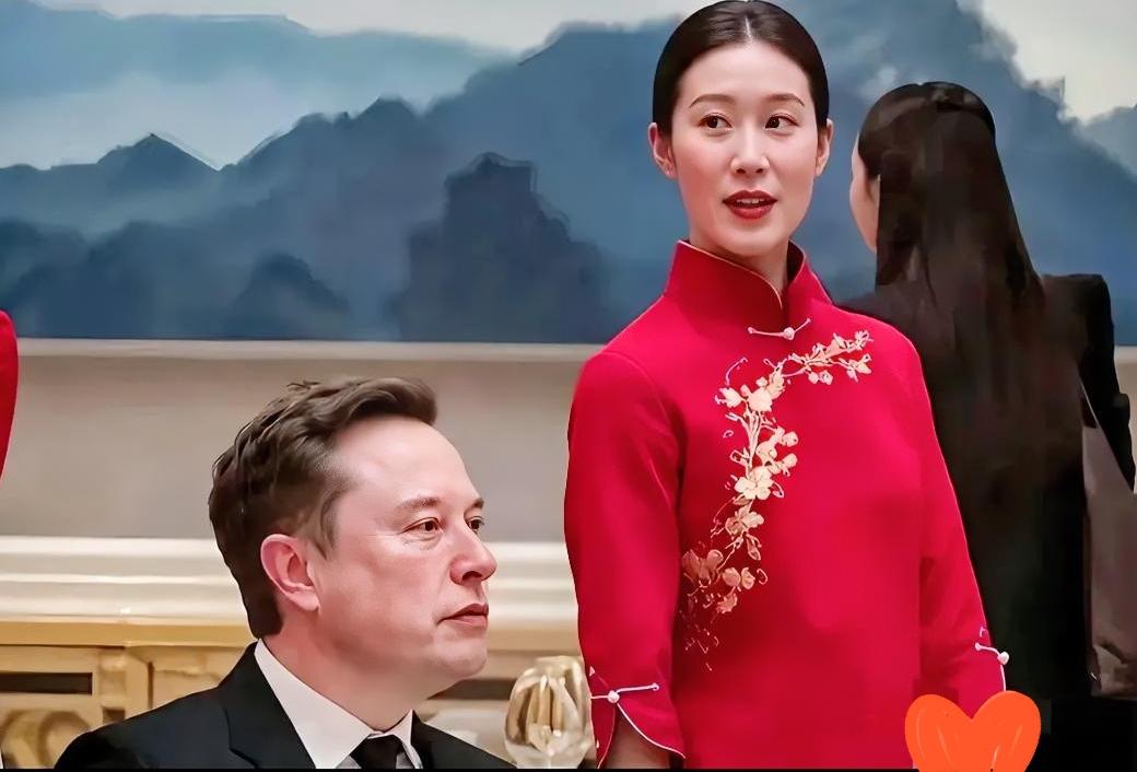 外事晚宴现场火了！马斯克身边这位工作人员气质太亮眼不知道大家有没有留意到这