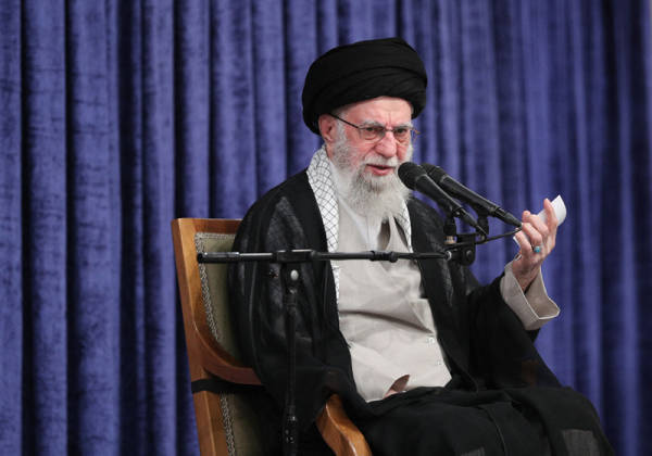 【“罕见”，伊朗情报部长公开指责：美以密谋刺杀哈梅内伊】据“今日俄罗斯”（RT