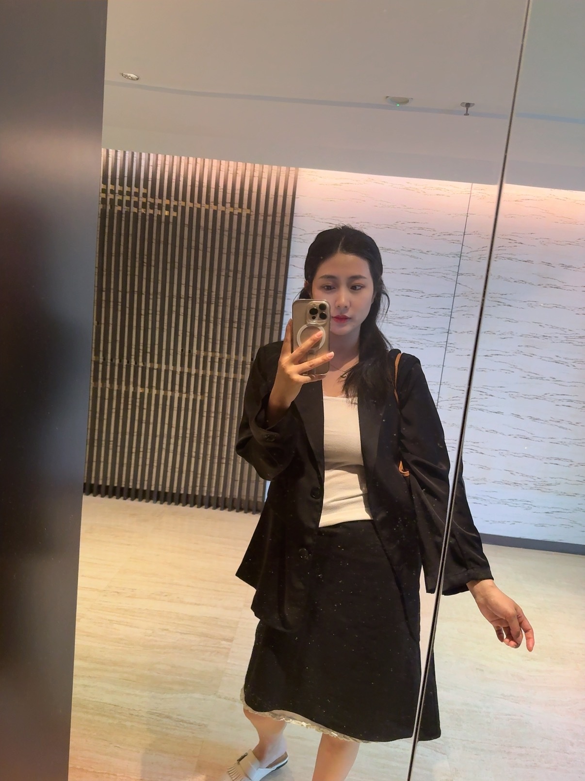 姐妹们，我要去见肖战咯尚界品牌代言人肖战余承东官宣肖战尚界品牌代言人肖战深圳