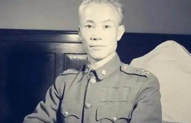 96岁陈诚贴身副官回忆，老兵们后来很少主动谈起1944年的河南战场。不是因为战报