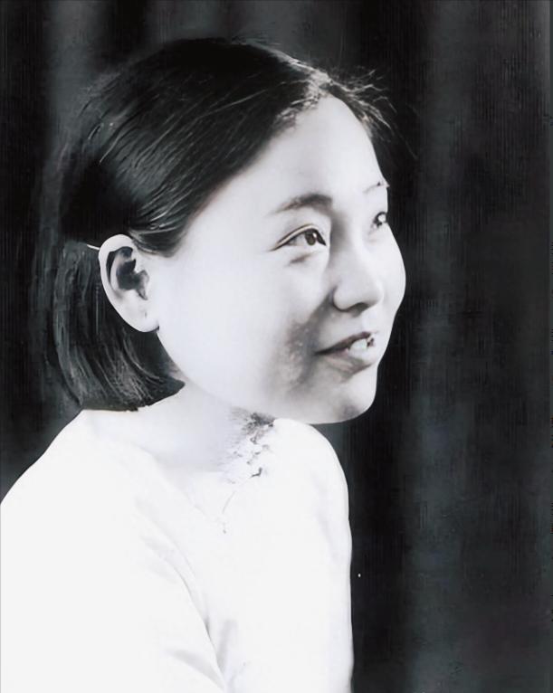 她婚后3月丧夫，独守空房84年，因捐献国宝被奖2000万，高寿102岁。你敢