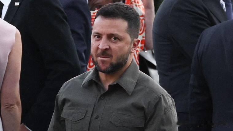 🇺🇦泽连斯基宣布重启结束敌对行动的谈判：明天将在土耳其举行会谈。我们正准