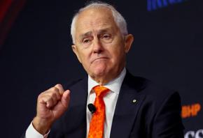 澳大利亚正在被美国拖进火坑！“幻想拿到潜艇就能不听美国指挥？太天真了。”澳