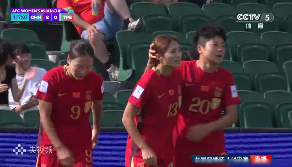 一张黄牌，直接废掉王霜！半决赛死磕东道主澳大利亚，咱们的核心上不了了，这球还怎么