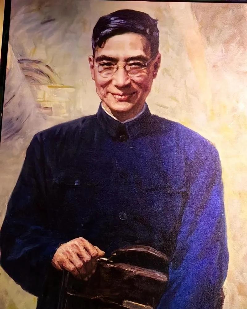 1968年12月，周恩来总理正在中南海怀仁堂接待外宾，一位秘书匆匆走到他的身旁，