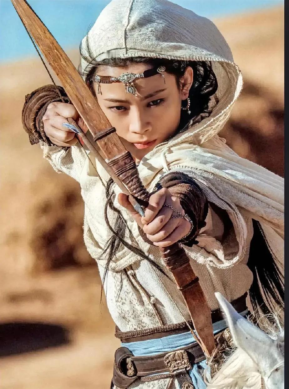 看了镖人，这剧真没有辜负袁和平导演，和编剧俞白眉。这剧胆大，敢临时换陈丽君，要