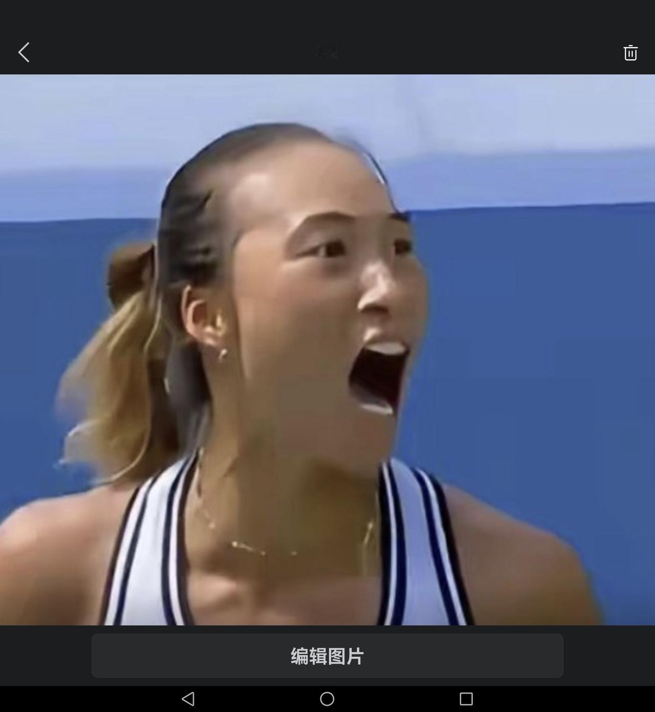 北京时间9月5日23：10，美网女单第三轮一场焦点战开打，由曾世界排名高至第四、
