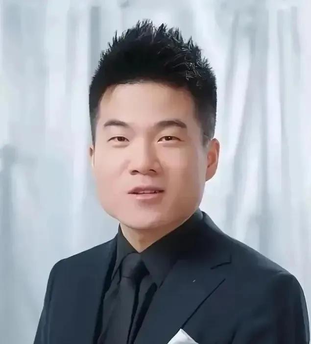 董宇辉的这段话，一定要告诉孩子：“初中的时候，你玩游戏厉害，班里的男生都佩服