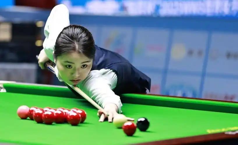 斯诺克威尔士公开赛资格赛首轮继续进行，刚刚结束的一场比赛，女子世锦赛冠军白雨露