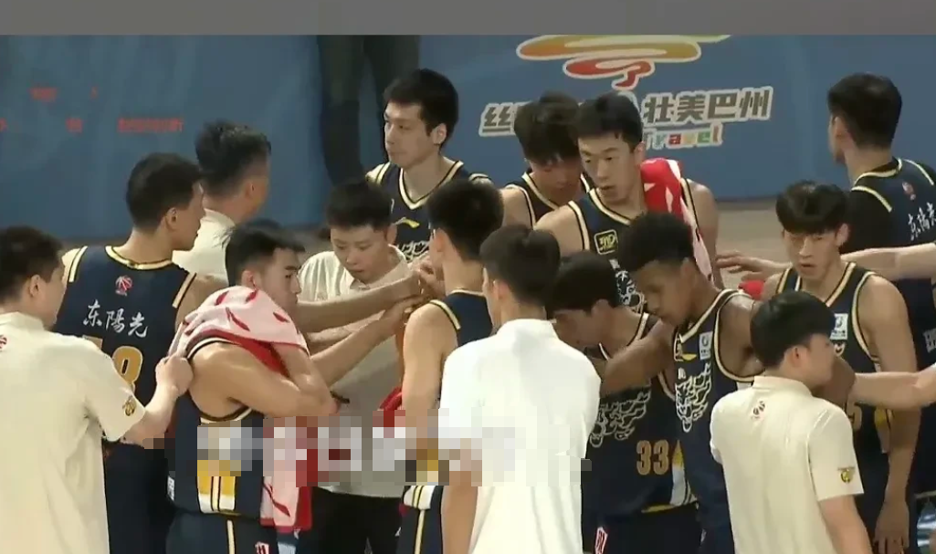 广东队13分战胜青岛队，取得库尔勒站首胜！刚刚结束的CBA夏联库尔勒站的首场