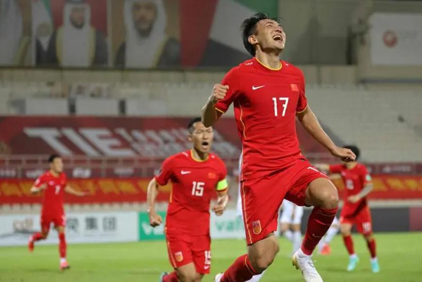 杨希去转会上港，拜合拉木转会蓉城，黄金U23坠落的开始U23国足夺得亚洲杯亚