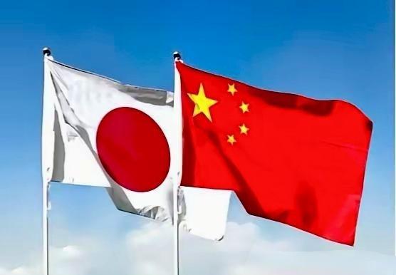 奉劝所有中国人，务必要做好心理准备。央视军事频道反复在提醒。国防部新闻发言人也在