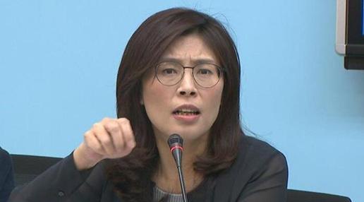 北京对国民党的“官方认证”，正式发给了郑丽文！很多人以为，中共中央发贺电只是例行