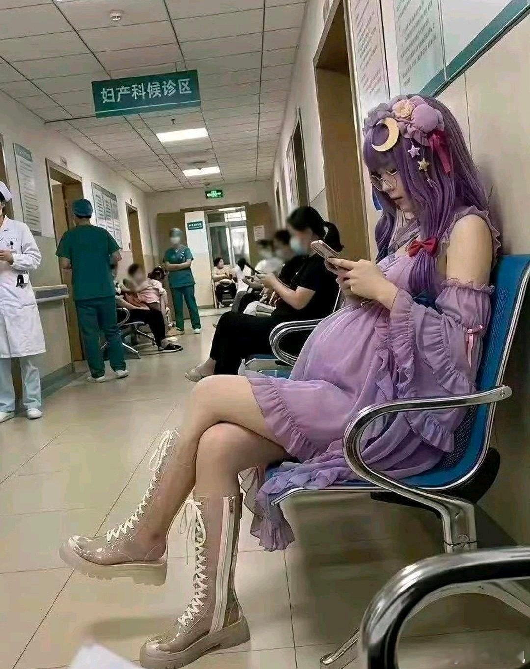 现在的孕妇都这么时髦的吗？