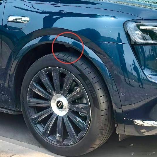 问界新M7确认是双叉臂的​​​