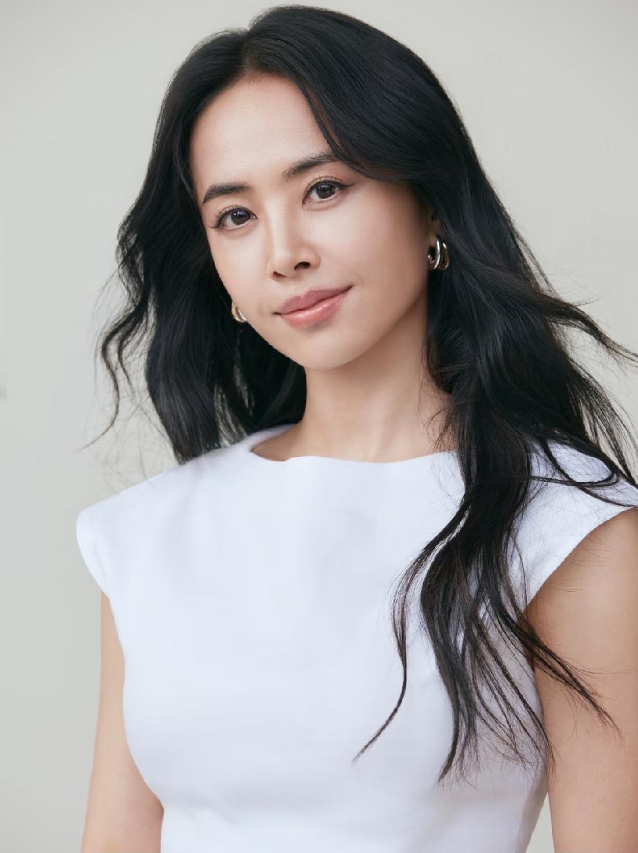 终于知道，为什么46岁蔡依林还能保持冻龄大学生状态？不是因为她医美，而是她把自