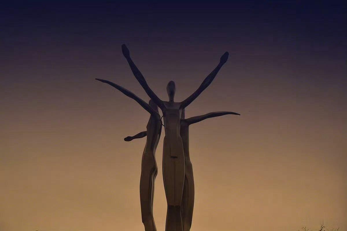 真正深刻的生命感受，往往深藏在人的身体里，唯有与自己的身体有了深度连接的人，才能