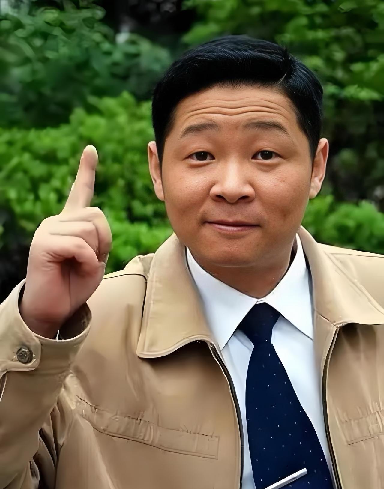一觉睡醒，三德子天塌了不是他演的剧被下架了也不是他免费帮“胖都来”站台被骂了