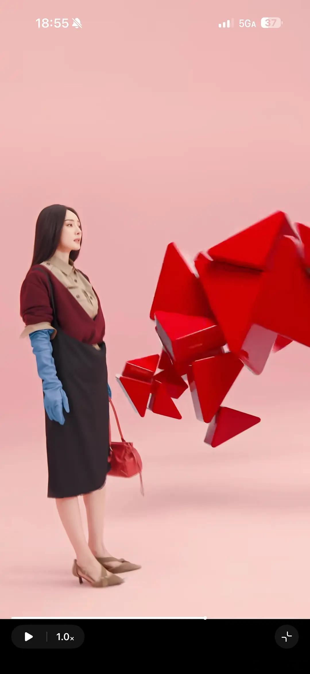 同一套衣服，这纯纯是降维打击了