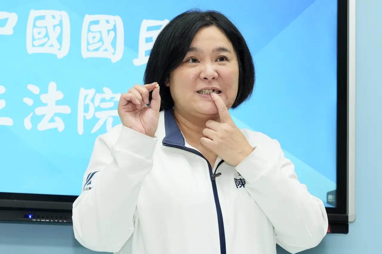 台当局禁止地方政府参加海峡论坛 陈玉珍：为何不自信我们能“统战”对岸？近日，