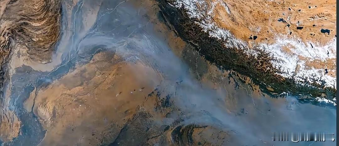 所有中国人必须感谢喜马拉雅山的庇护！不是因为没有这座山印度就可以轻松打过来，而是