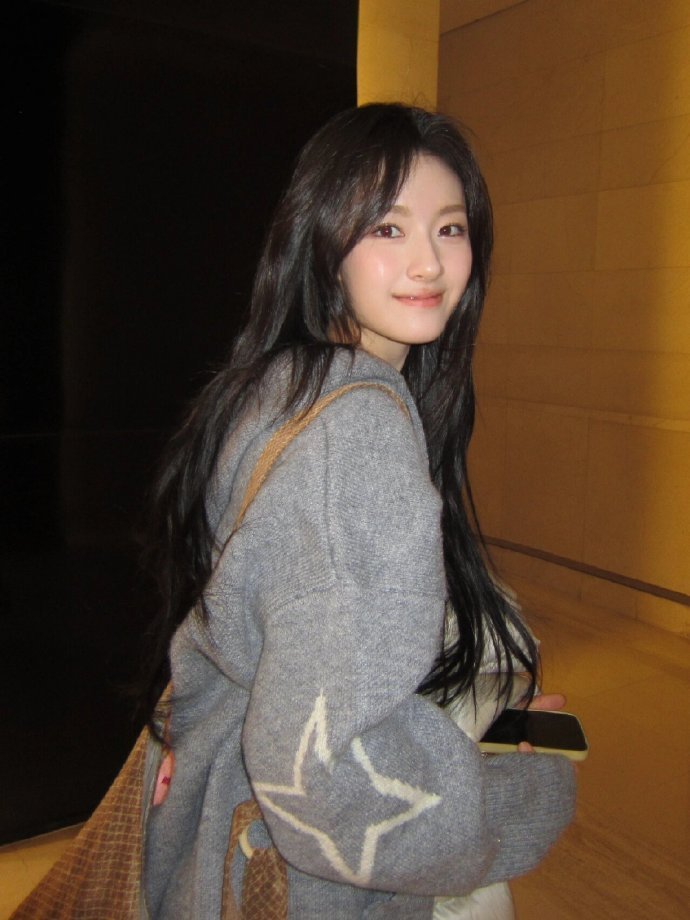 李兰迪自然大气的美～