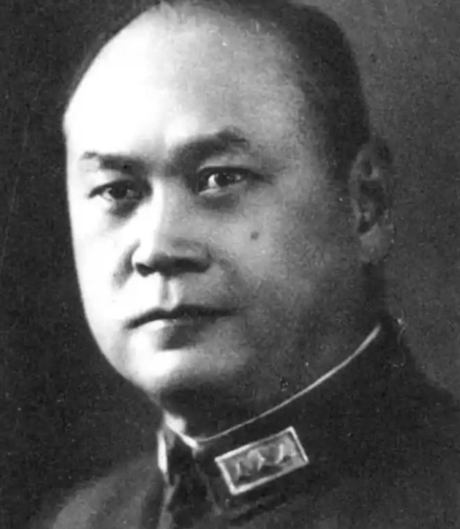 1949年，沈醉正在家中部署对杨杰的暗杀，母亲听到后，质问沈醉：“你把杨先生杀了