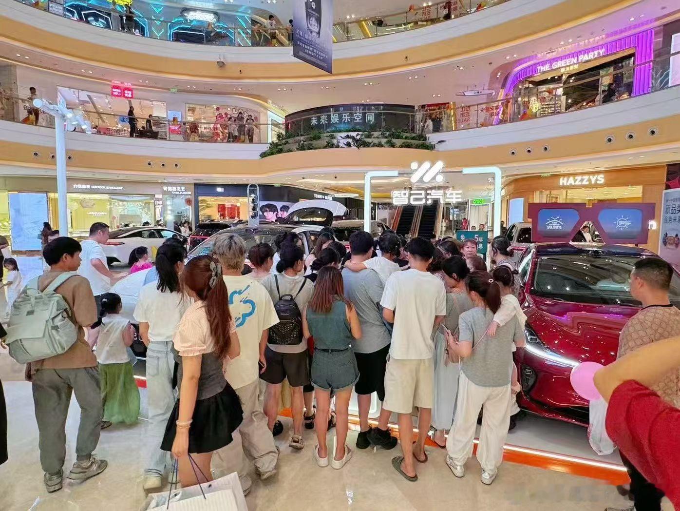 买增程先看智己大v聊车我和汽车的日常新一代智己ls6根据最新的数据口径统计1.
