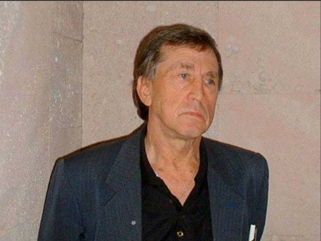 1978年，苏联一位物理学家，他把头伸进粒子加速器，被高能粒子爆头！结果，没死，
