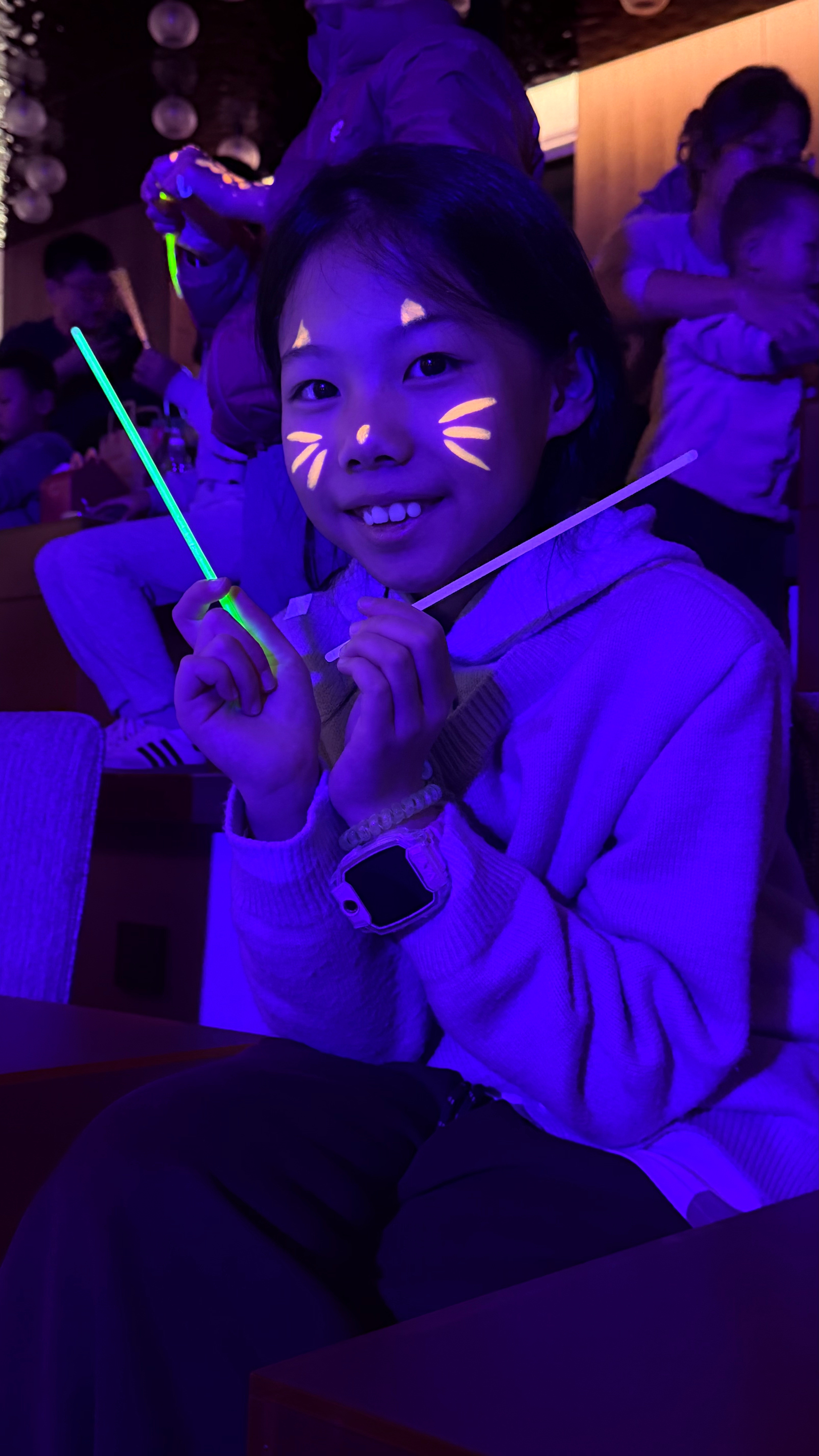 秒变阿凡达！Qunni玩的很开心！​​​