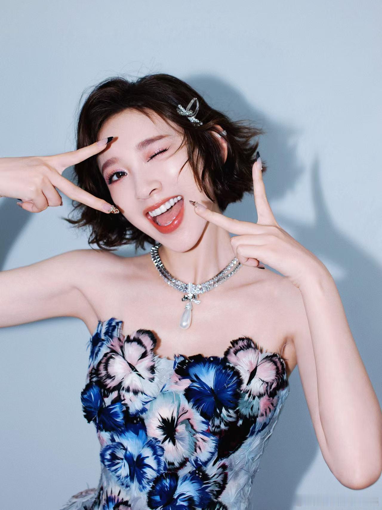 唐艺昕产后两个月没有吃过米饭镜头前的精致背后是极致自律，坦然分享不矫情，真实模