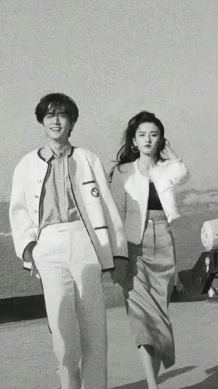 如果单看演员表谁能想到《淬火年代》这是一部年代剧男演员就有点搭，可是女演员就