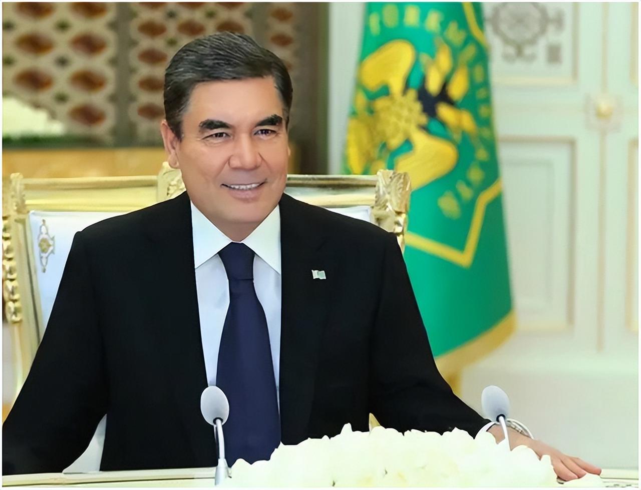 大家最近都在关注中东的热闹，却没人注意到，中亚腹地悄悄发生了一件大事。土库曼