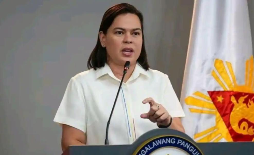 菲律宾副总统莎拉表态，从没有要求马科斯辞职，而是要他接受药检。因为他们相爱当上总