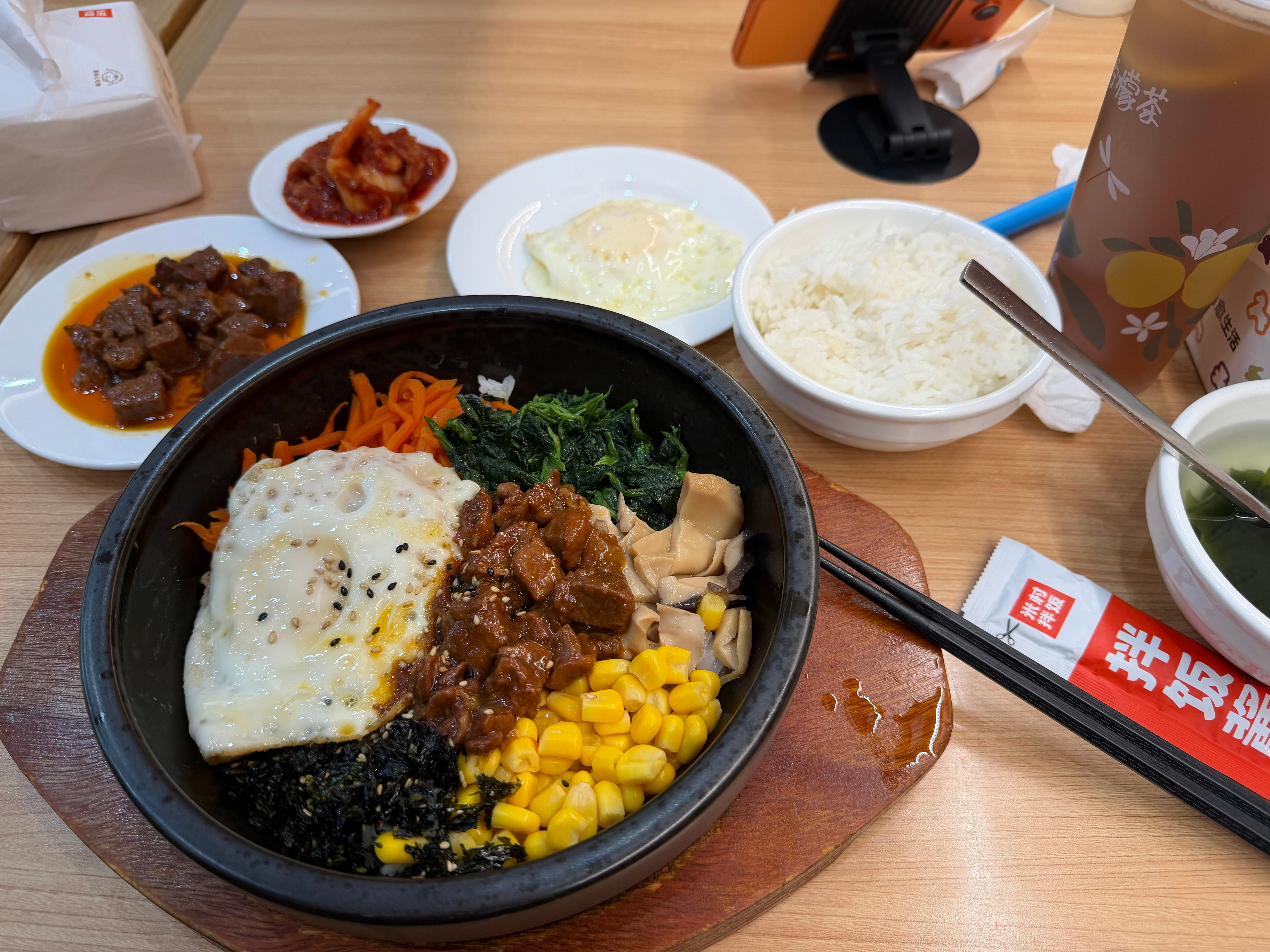 挨了一天饿，似乎就是为了等晚上这一顿跑不动的美食但依然是光盘的一天！
